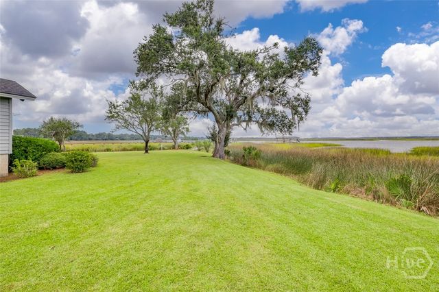 126 Shore Road, Savannah, GA 31419