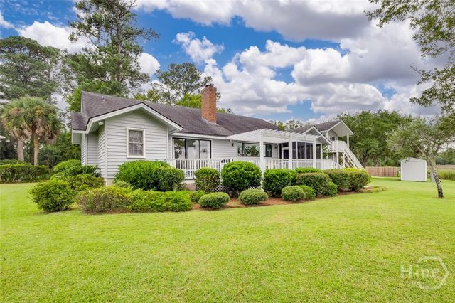 126 Shore Road, Savannah, GA 31419