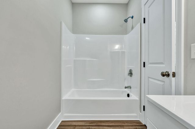 210 S Moore Road, Chattanooga, TN 37411
