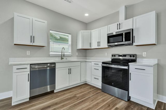 210 S Moore Road, Chattanooga, TN 37411