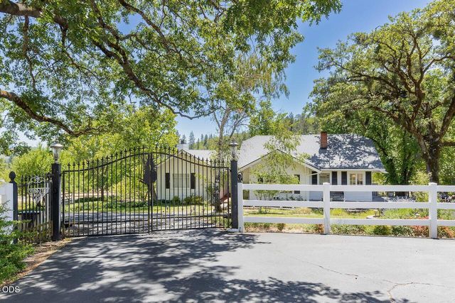 1361 Oxyoke Road, Grants Pass, OR 97526