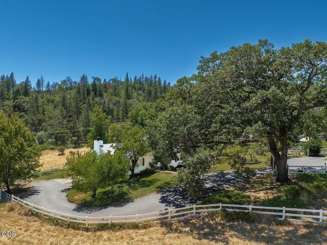 1361 Oxyoke Road, Grants Pass, OR 97526