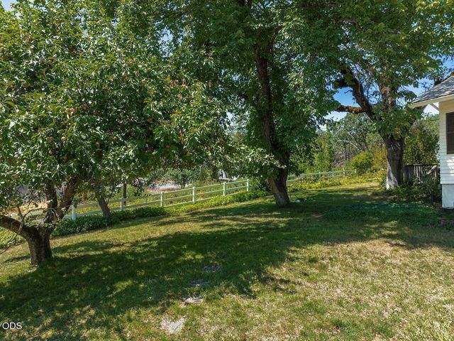 1361 Oxyoke Road, Grants Pass, OR 97526