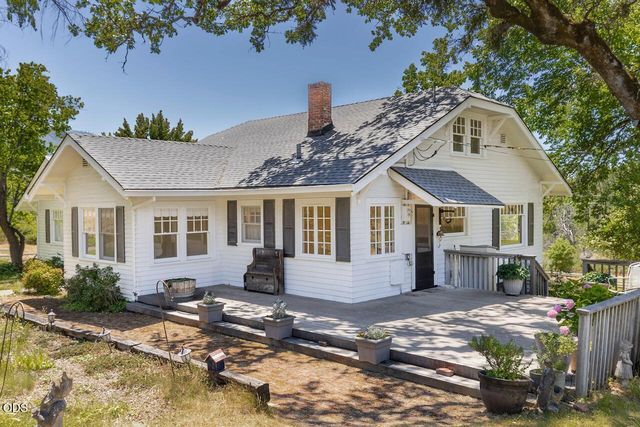 1361 Oxyoke Road, Grants Pass, OR 97526