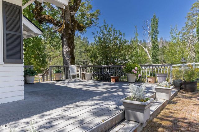 1361 Oxyoke Road, Grants Pass, OR 97526