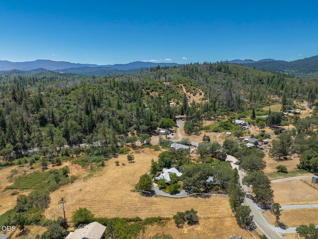 1361 Oxyoke Road, Grants Pass, OR 97526
