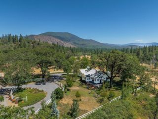 1361 Oxyoke Road, Grants Pass, OR 97526