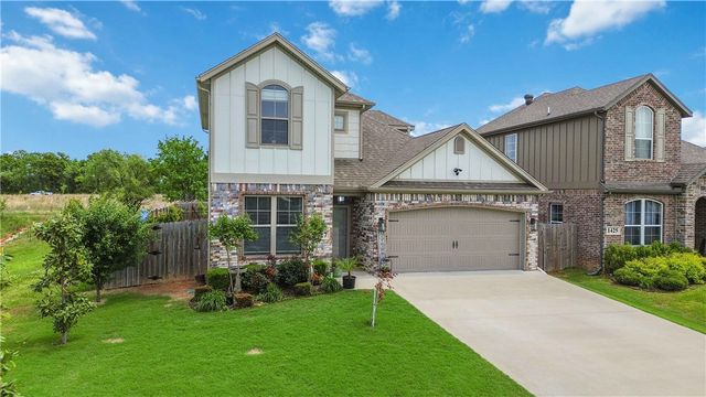 1427 Fifth Avenue, Lowell, AR 72745