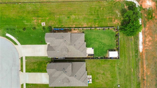1427 Fifth Avenue, Lowell, AR 72745