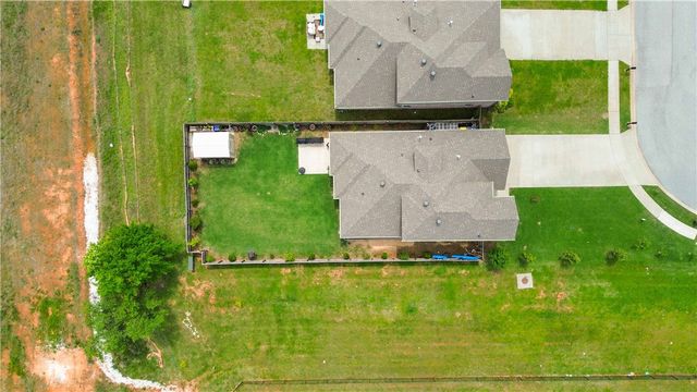 1427 Fifth Avenue, Lowell, AR 72745