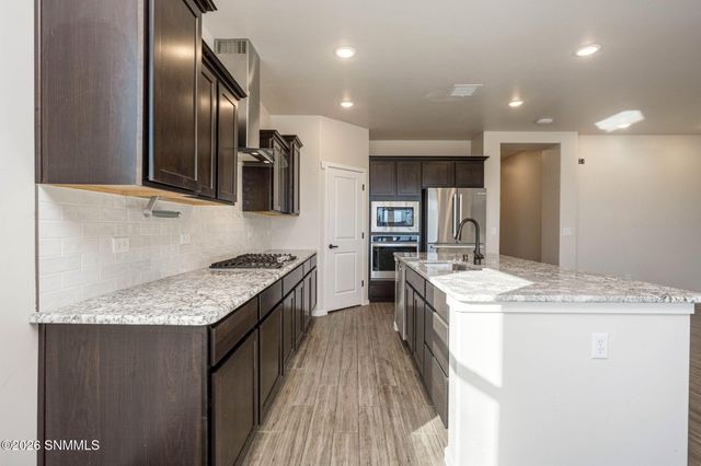 3846 Santa Alexandra Road, Las Cruces, NM 88012