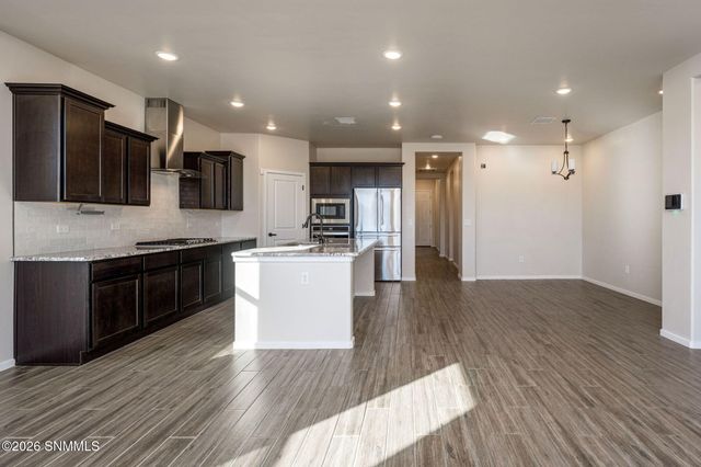 3846 Santa Alexandra Road, Las Cruces, NM 88012