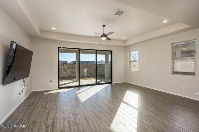 3846 Santa Alexandra Road, Las Cruces, NM 88012