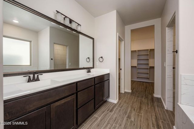 3846 Santa Alexandra Road, Las Cruces, NM 88012