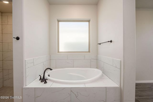 3846 Santa Alexandra Road, Las Cruces, NM 88012