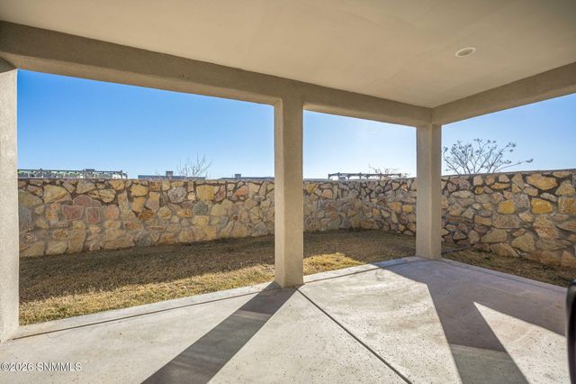 3846 Santa Alexandra Road, Las Cruces, NM 88012