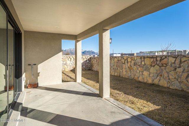 3846 Santa Alexandra Road, Las Cruces, NM 88012