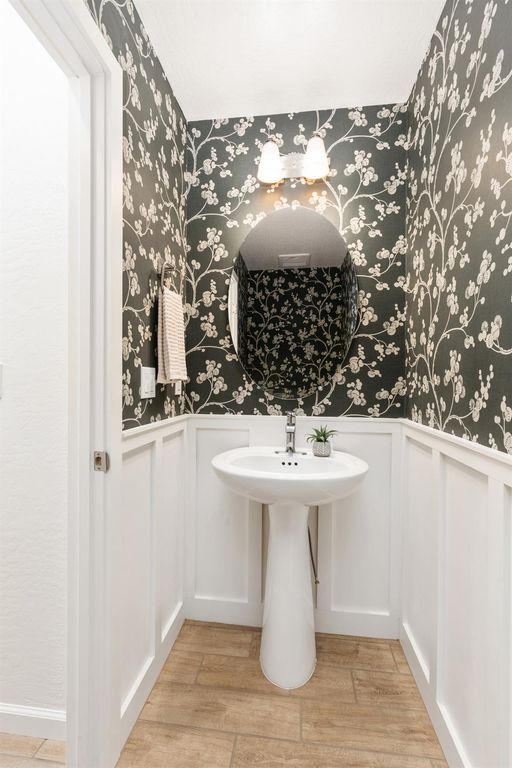 Image 14 of property listing at 1542 Bloom Lane, Clovis, CA 93619