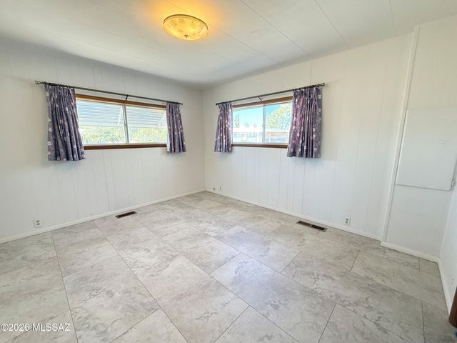 10675 N Kilimanjaro Avenue, Tucson, AZ 85737