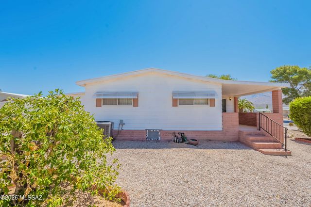 10675 N Kilimanjaro Avenue, Tucson, AZ 85737