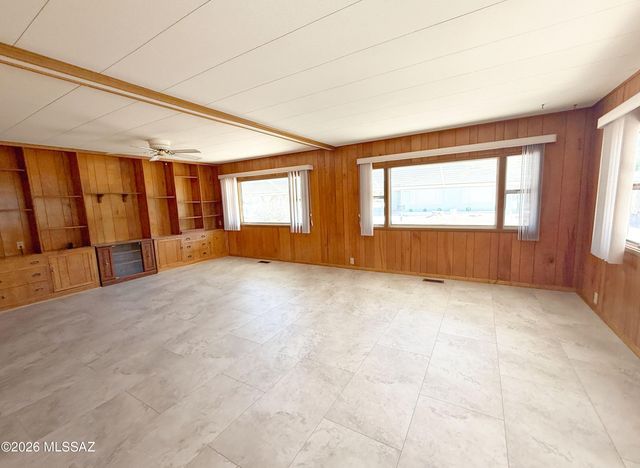 10675 N Kilimanjaro Avenue, Tucson, AZ 85737