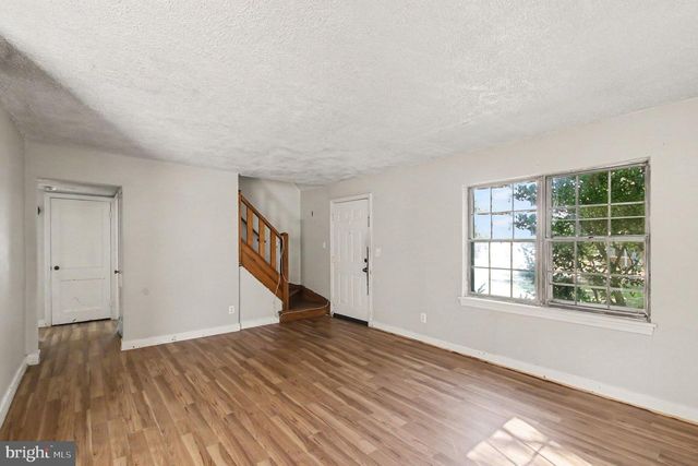17608 ROSE CIR, Dumfries, VA 22026