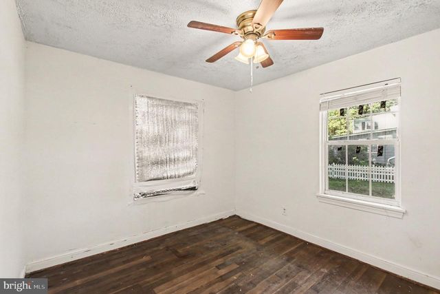 17608 ROSE CIR, Dumfries, VA 22026
