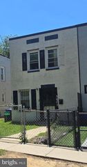 3421 B ST SE, Washington, DC 20019