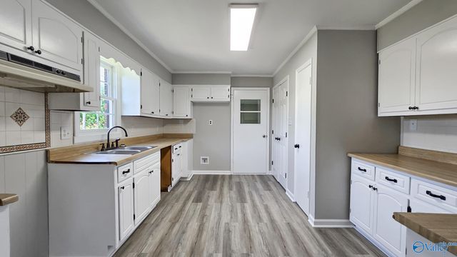 20073 Yarbrough Road, Athens, AL 35613