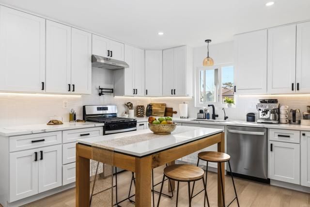 704 Aster Street, Escondido, CA 92027