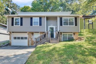 1516 Weeping Willow Court, Knoxville, TN 37931