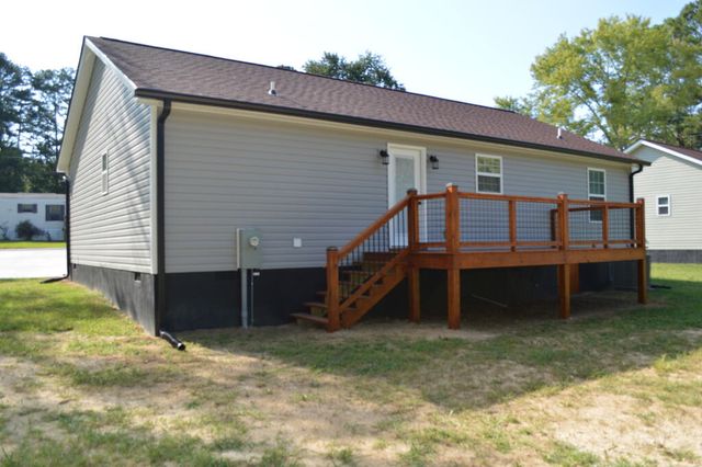 2004 Glisson Drive, Tunnel Hill, GA 30755
