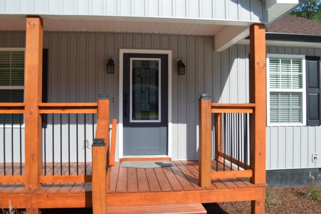 2004 Glisson Drive, Tunnel Hill, GA 30755