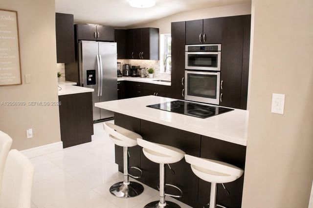 7061 Moseley Street, Hollywood, FL 33024