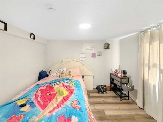 4150 66th Street, Urbandale, IA 50322