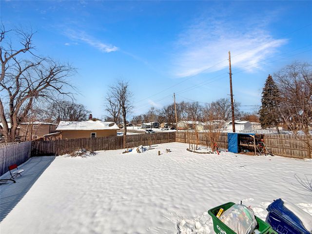 4150 66th Street, Urbandale, IA 50322