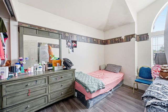 1037 W STATE CIR, Salt Lake City, UT 84104