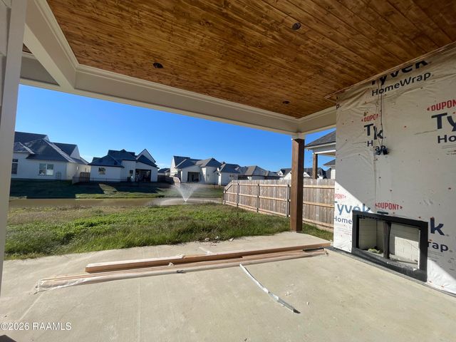 127 Cape Town Avenue, Youngsville, LA 70592