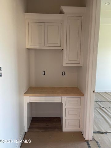 127 Cape Town Avenue, Youngsville, LA 70592