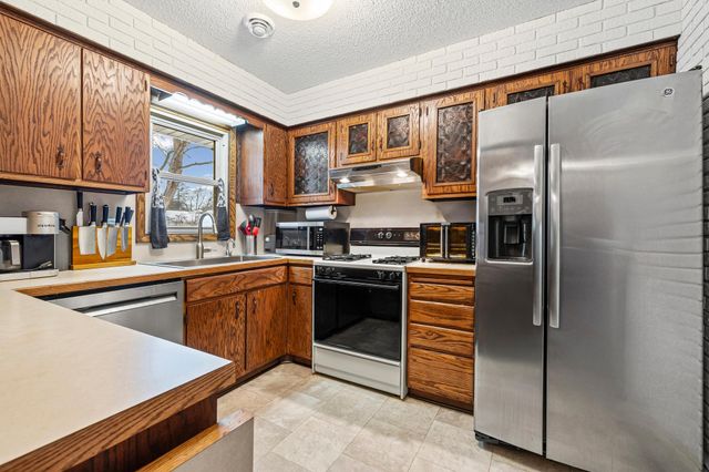 11566 Washington Street NE, Blaine, MN 55434