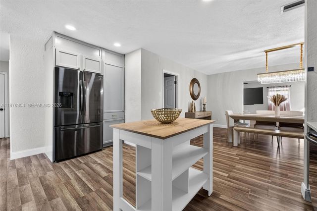 141 Eider Ct, Royal Palm Beach, FL 33411