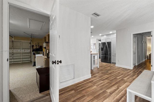 141 Eider Ct, Royal Palm Beach, FL 33411