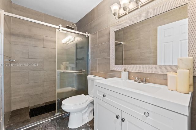 141 Eider Ct, Royal Palm Beach, FL 33411