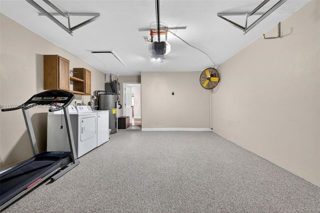 141 Eider Ct, Royal Palm Beach, FL 33411