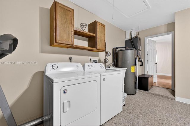 141 Eider Ct, Royal Palm Beach, FL 33411