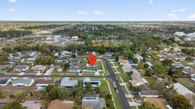 141 Eider Ct, Royal Palm Beach, FL 33411