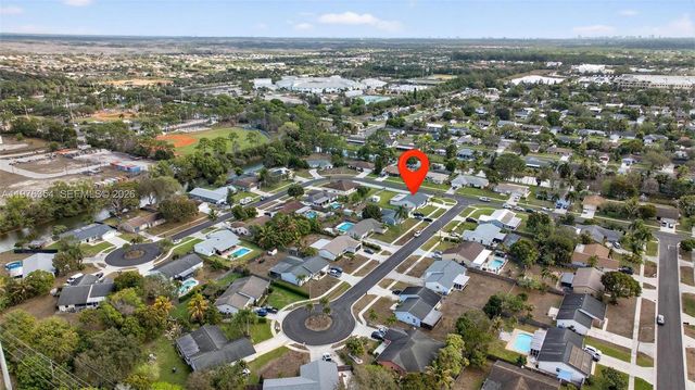 141 Eider Ct, Royal Palm Beach, FL 33411