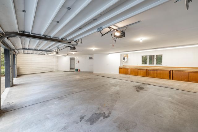2122 S Helena St, Spokane, WA 99203