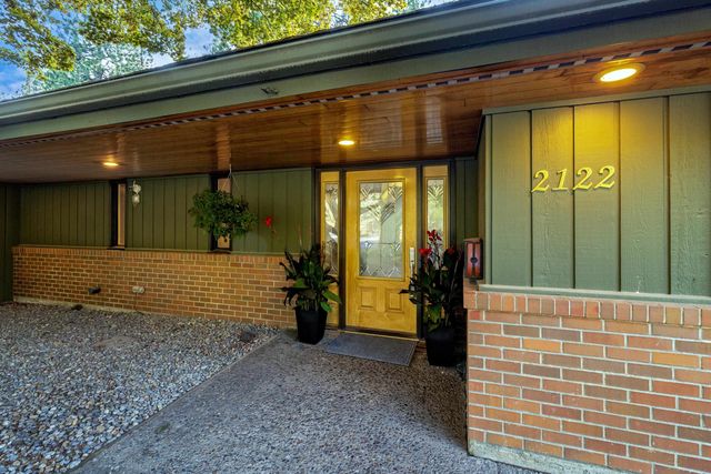 2122 S Helena St, Spokane, WA 99203