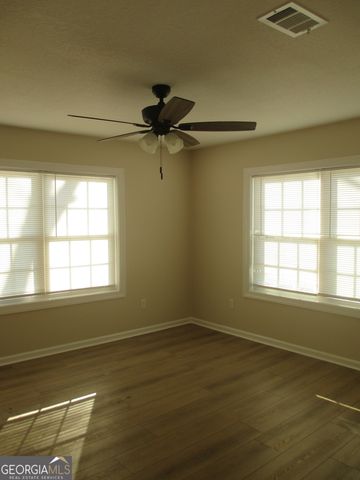 390 Bay Street, Baxley, GA 31513